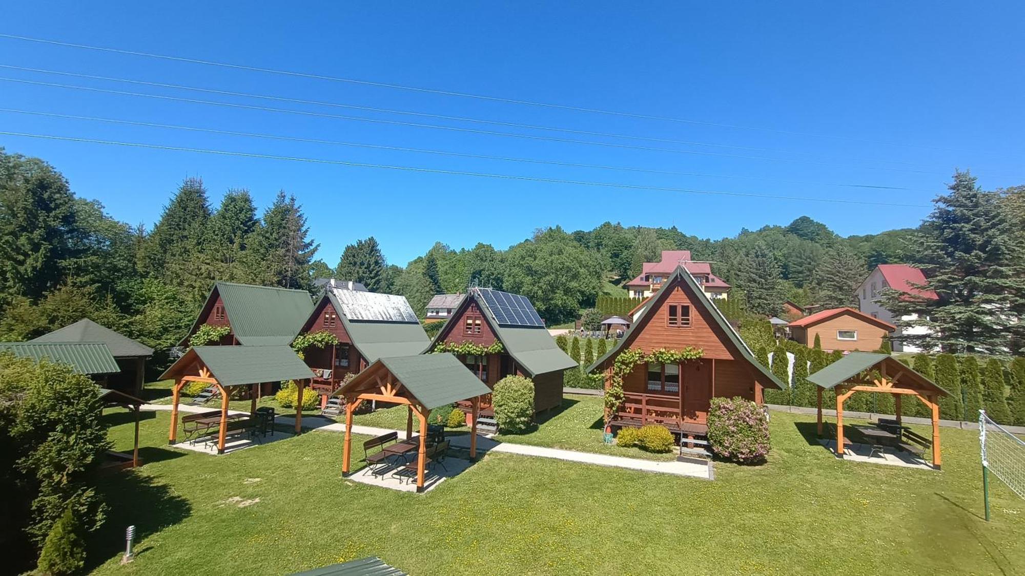 Letniskowe U Karola Holiday home *